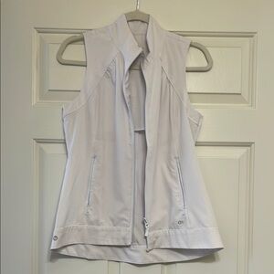 Barco One White Scrub Vest